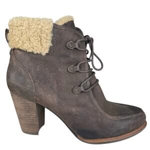 Ugg Women’s Analise Brown Leather Sheepskin Cuffed Ankle Boot Size US 9